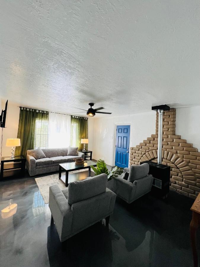Villa Los Casita Azul- Cozy Blue House à Los Lunas Extérieur photo